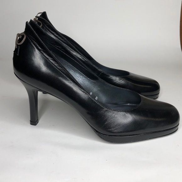 NWOT Stuart Weitzman Black Heels - size 8 - Picture 1 of 9